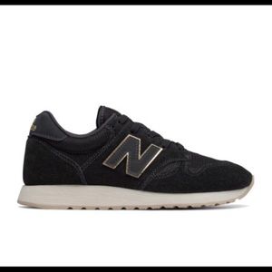 New Balance 520 Black and gold sneakers
